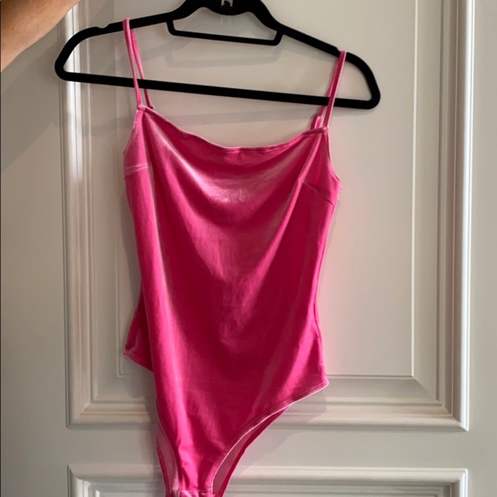 Pink velvet bodysuit (never worn before)